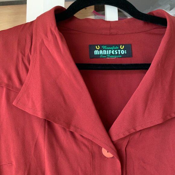 Manifesto Repro 1940s Rayon Blouse in Burgundy - Picture 3 of 5